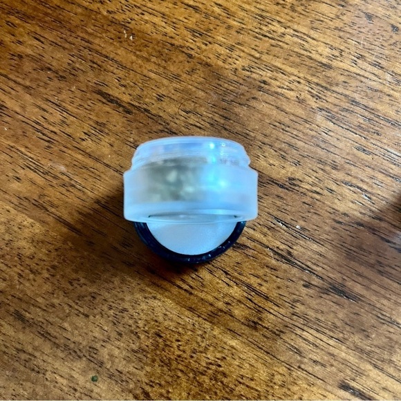 INIKA
ORGANIC MAKEUP 
WORLD'S HIGHEST CERTIFIED
BEAUTY BRAND - Picture 11 of 14